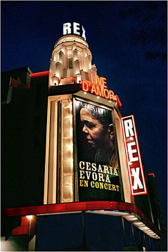 DVD, Musique: "CESARIA EVORA, Live d'Amor au Grand Rex"