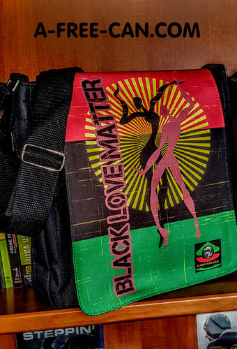 Pouch bag: "BLACK LOVE MATTER rbg V1" by A-FREE-CAN.COM